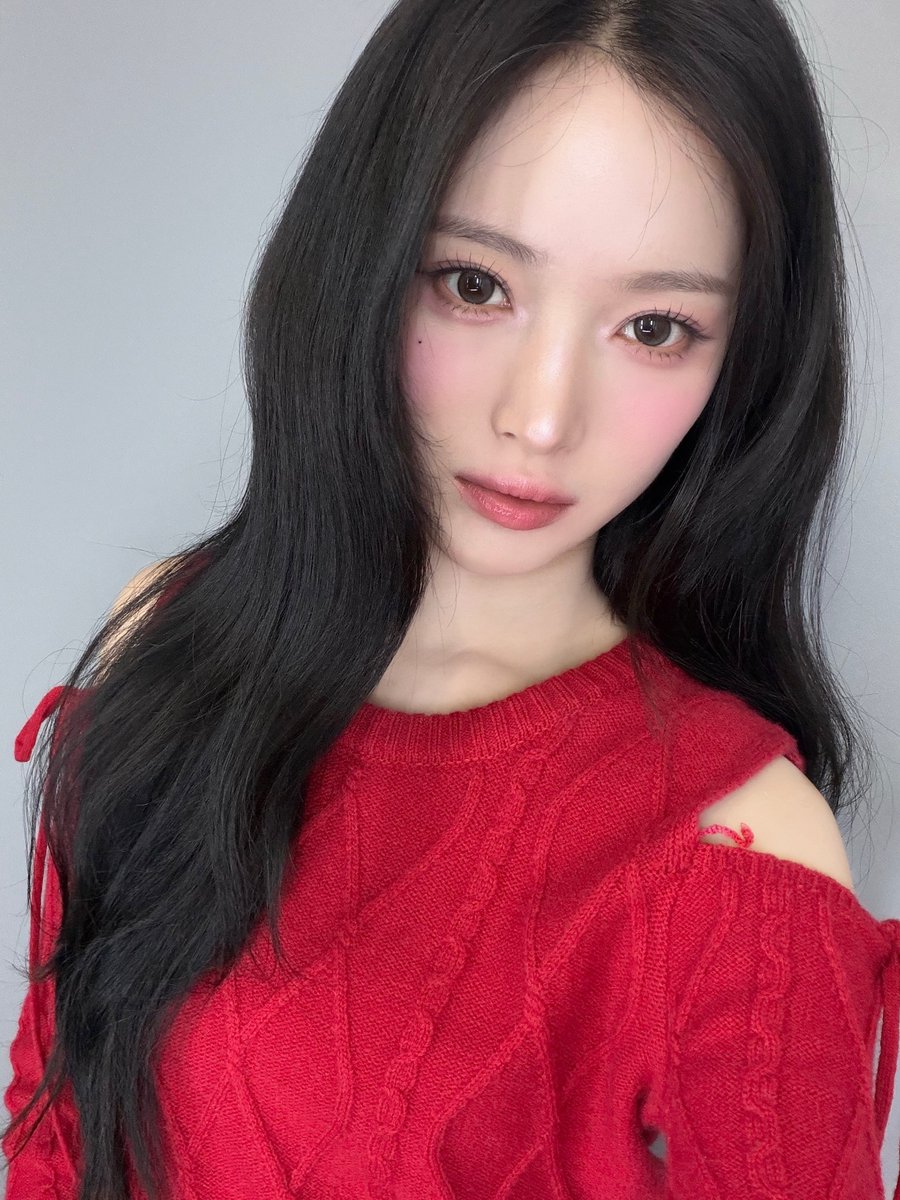 A moment captured by H1-KEY's fan