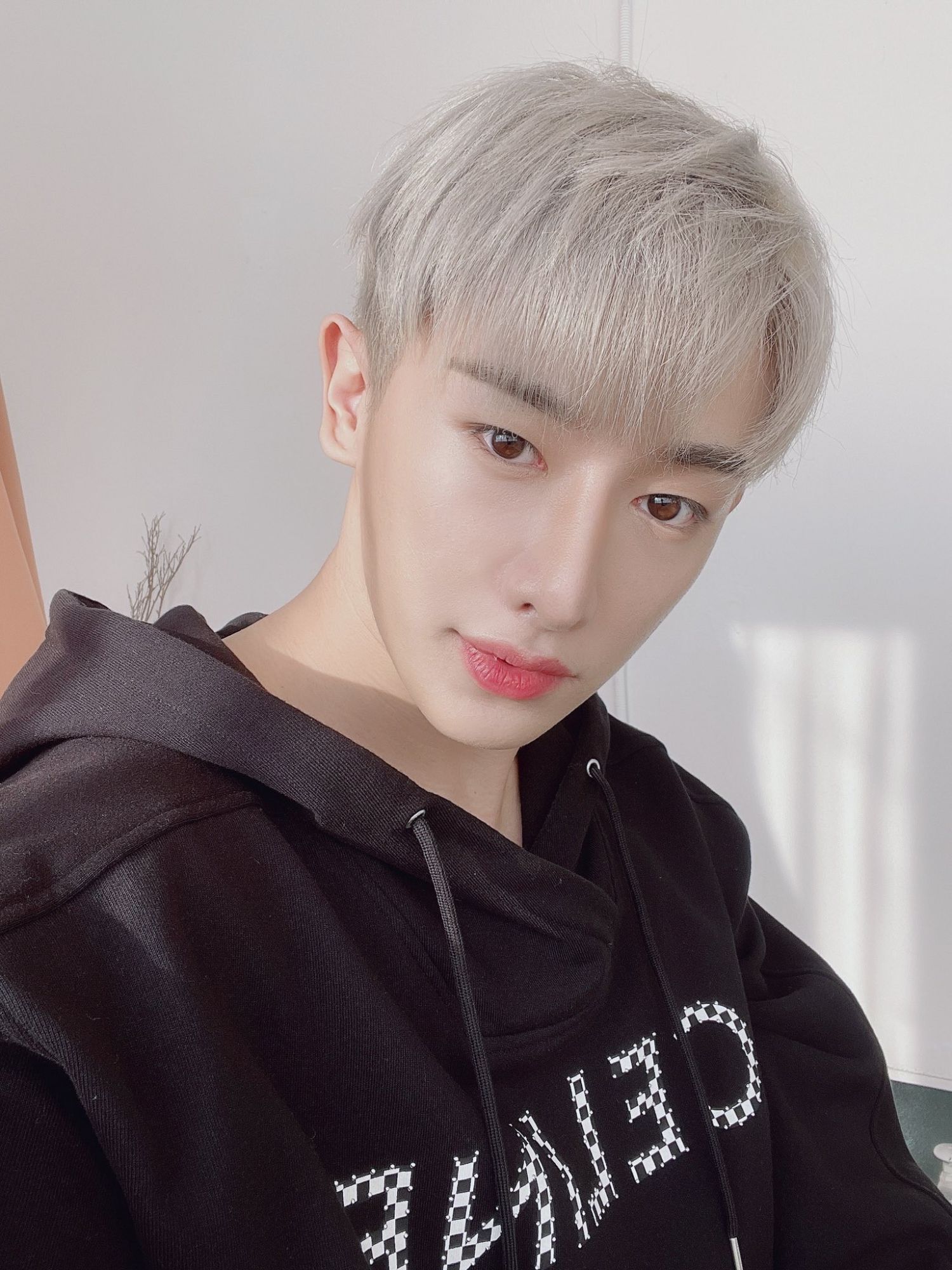 Latest photo of Wonho