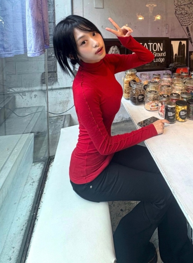 Recent activity shot of Ahyeon (BABYMONSTER)