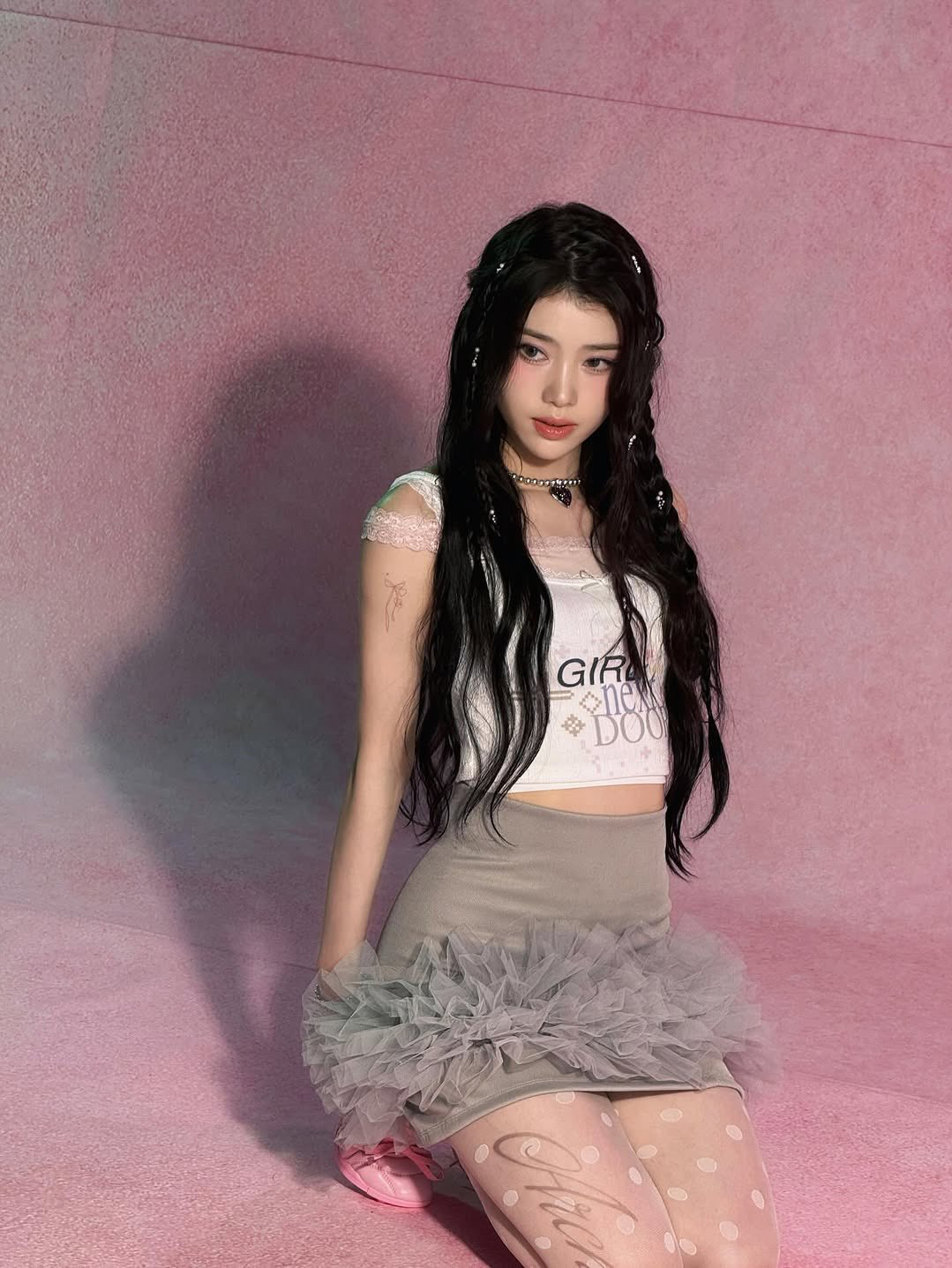 Behind-the-scenes cut of Xiao Ting (Kep1er)