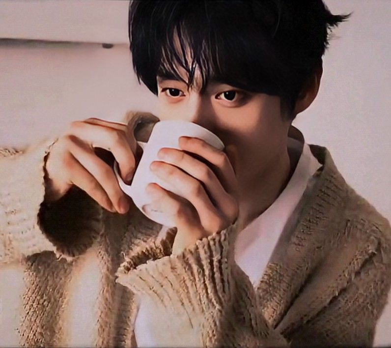 A moment captured by Kim Jiwoong (ZEROBASEONE)'s fan