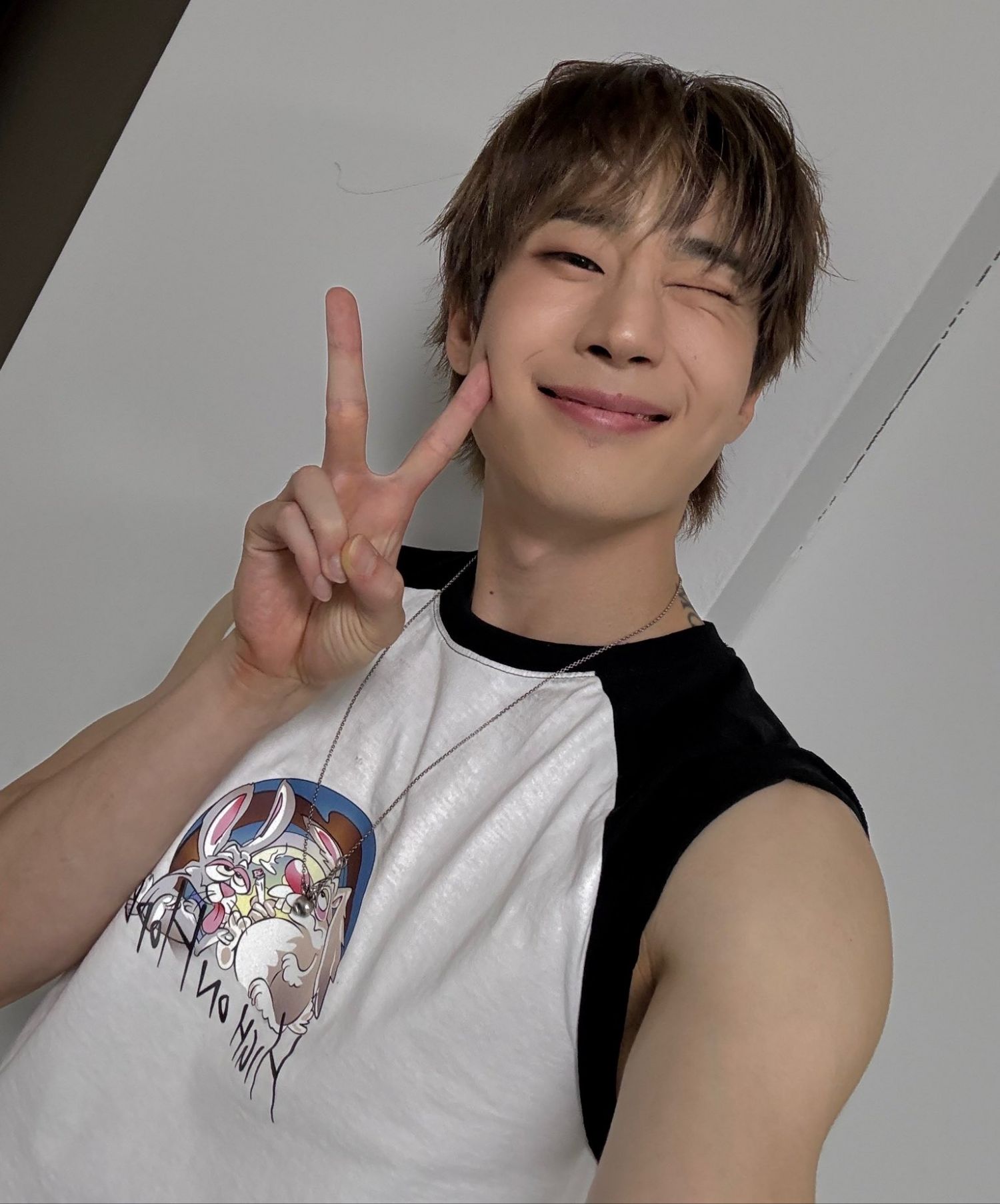 Recent activity shot of Han Seungwoo