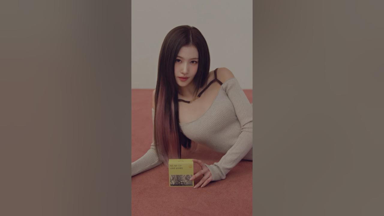 Recent activity shot of Sana (TWICE)