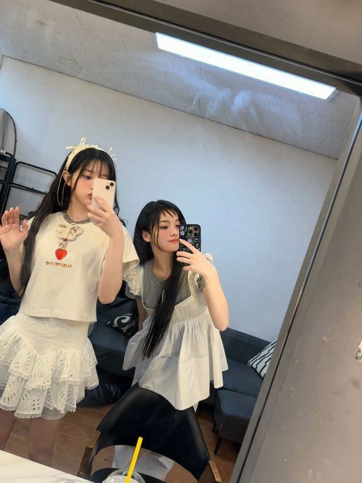 Latest photo of Iroha (ILLIT)