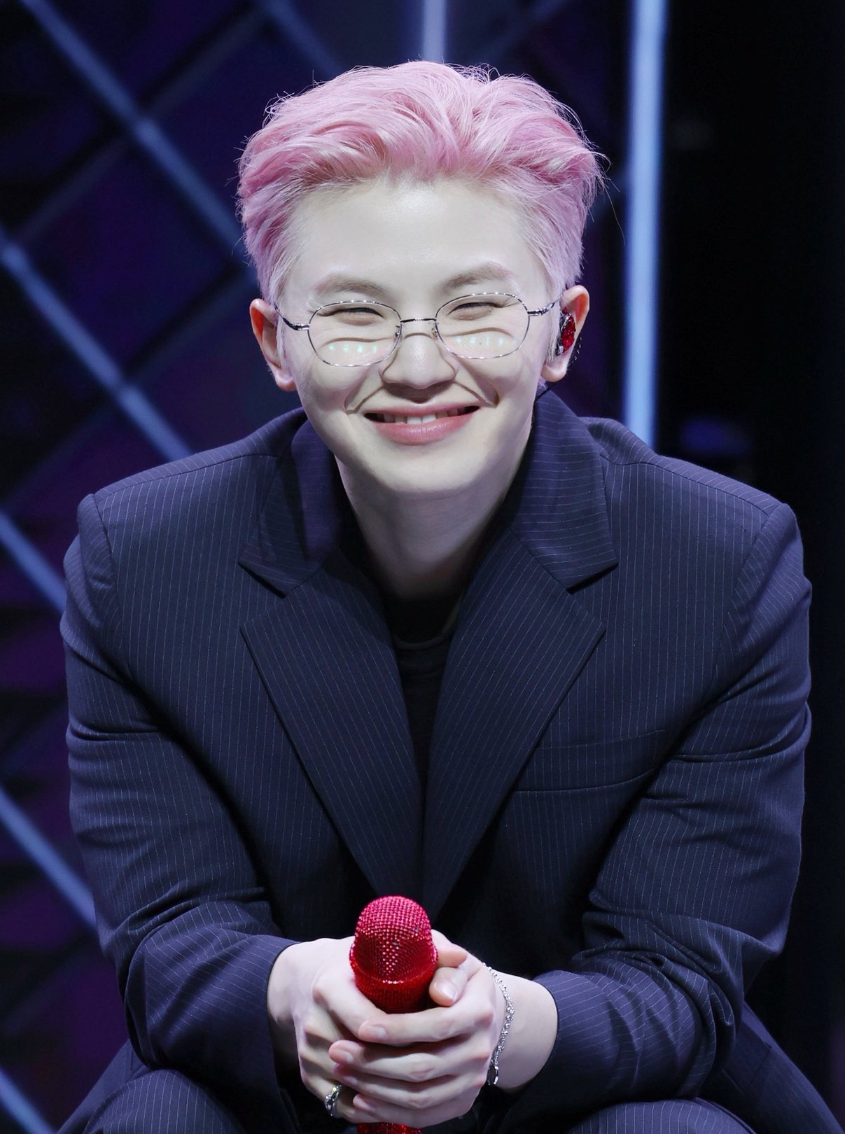 Latest photo of Woozi (SEVENTEEN)