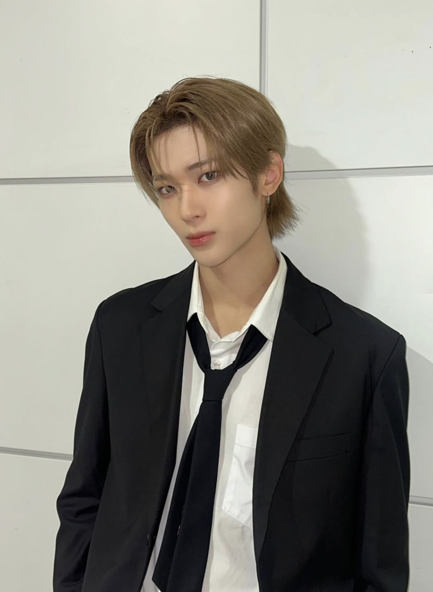 Latest photo of Siyun (NOWZ)