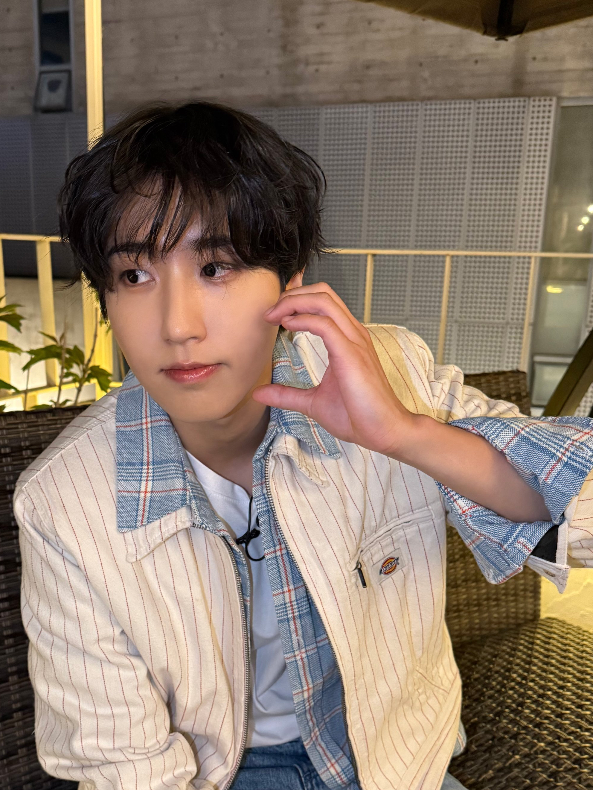 Behind-the-scenes cut of HAN (Stray Kids)