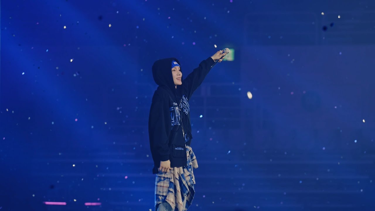 Behind-the-scenes cut of SHINee