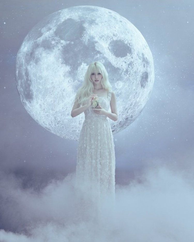 モモ (TWICE)の最新写真