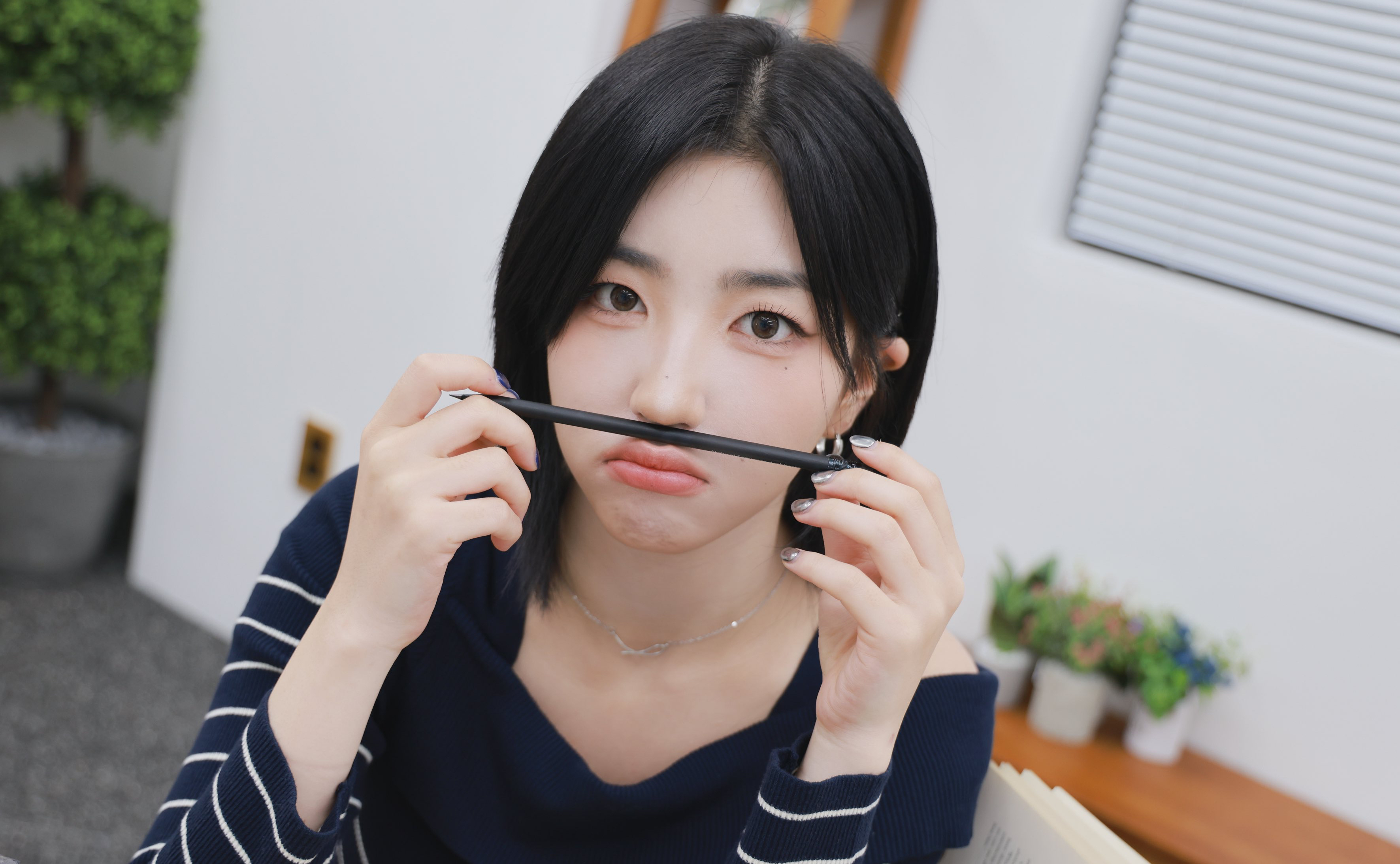 パク・ソヒョン (tripleS)の舞台裏ショット