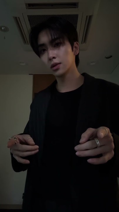 A moment captured by Xiao (UP10TION)'s fan