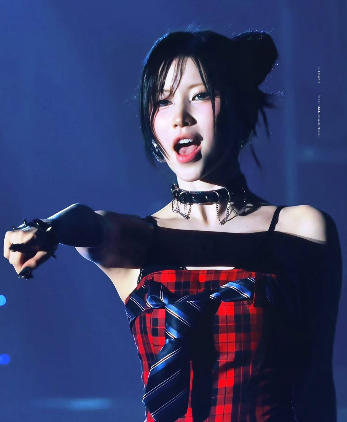 Behind-the-scenes cut of Asa (BABYMONSTER)