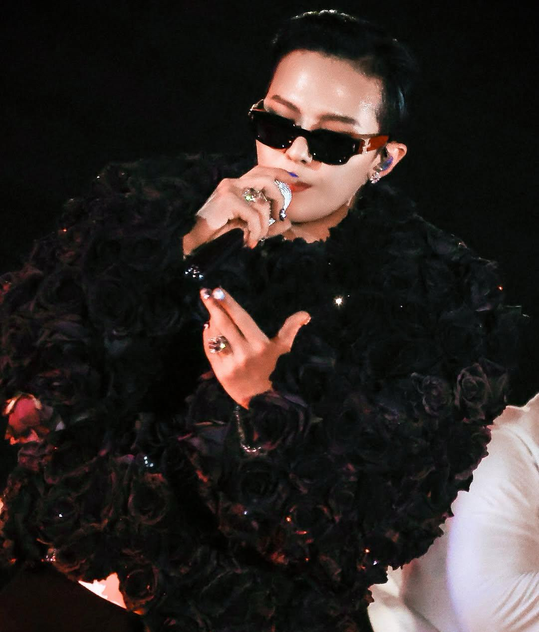 Recent activity shot of G-DRAGON (BIGBANG)