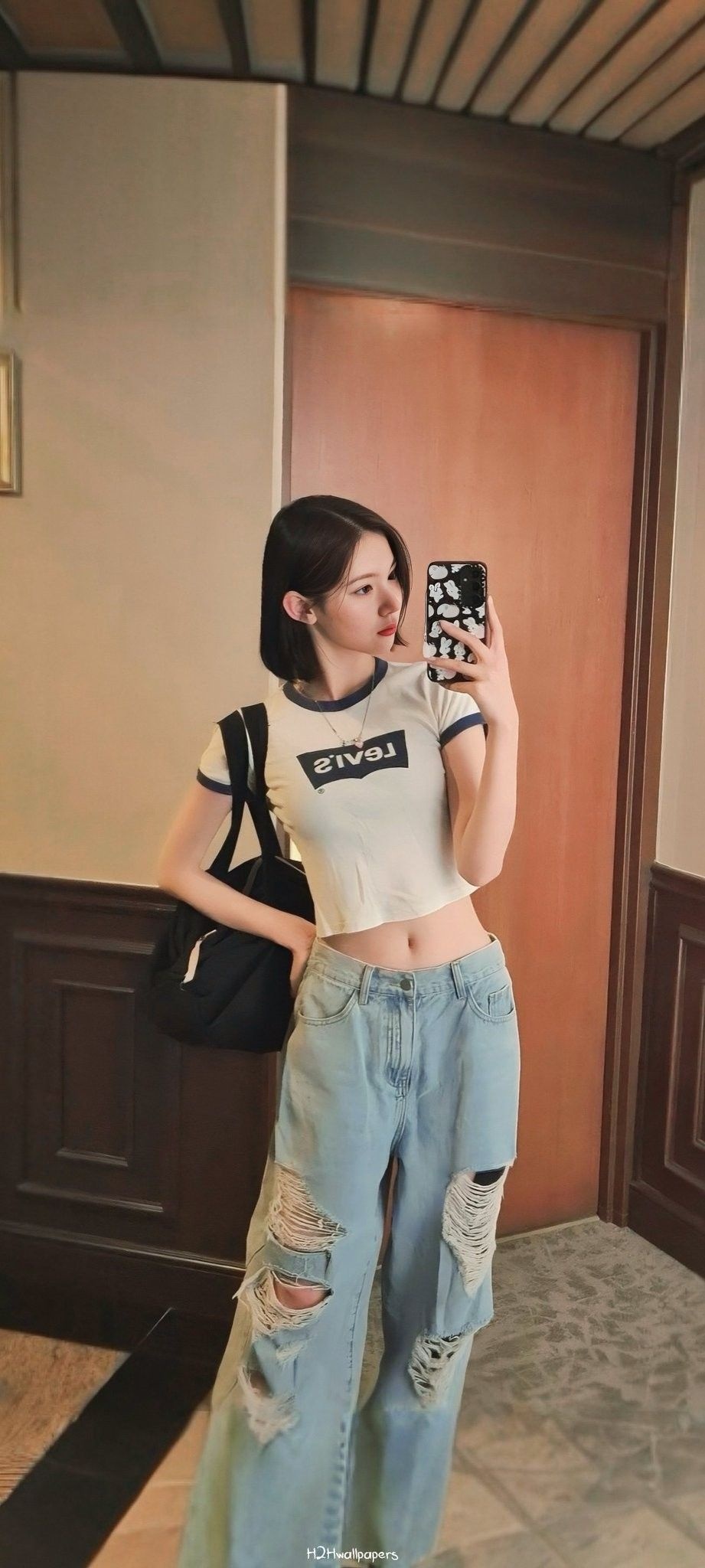 Behind-the-scenes cut of Jiwoo (Hearts2Hearts)