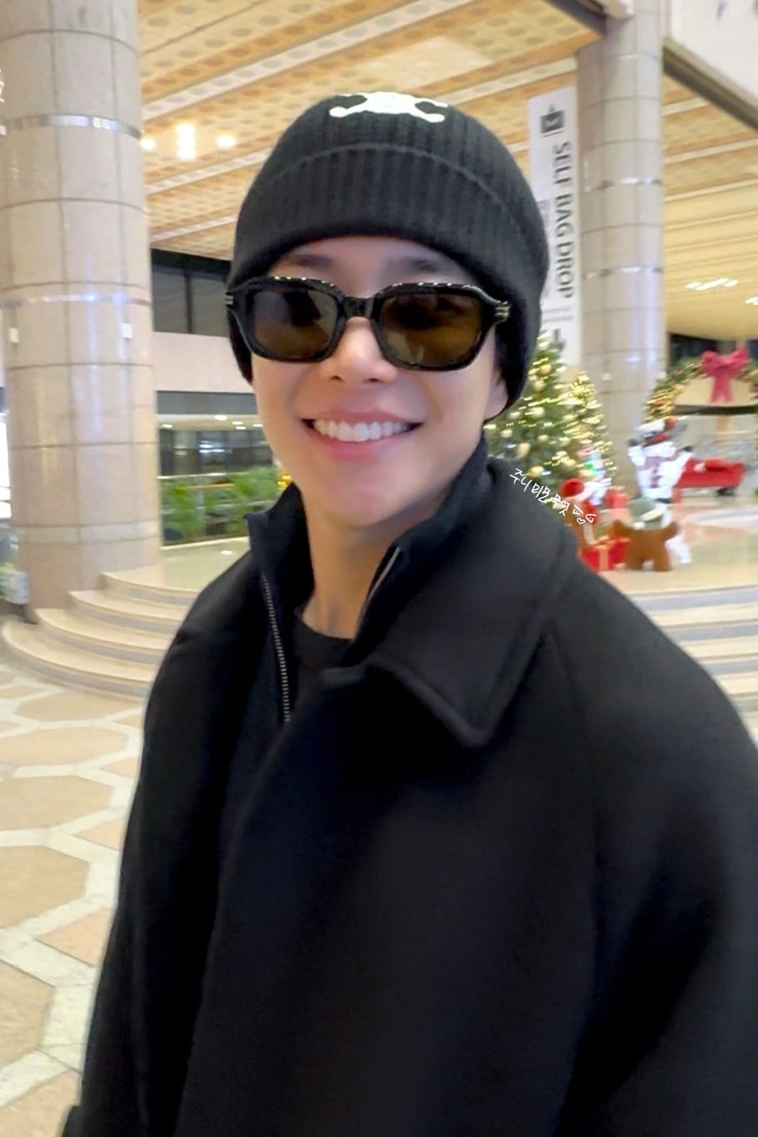 아스트로의 최신 사진