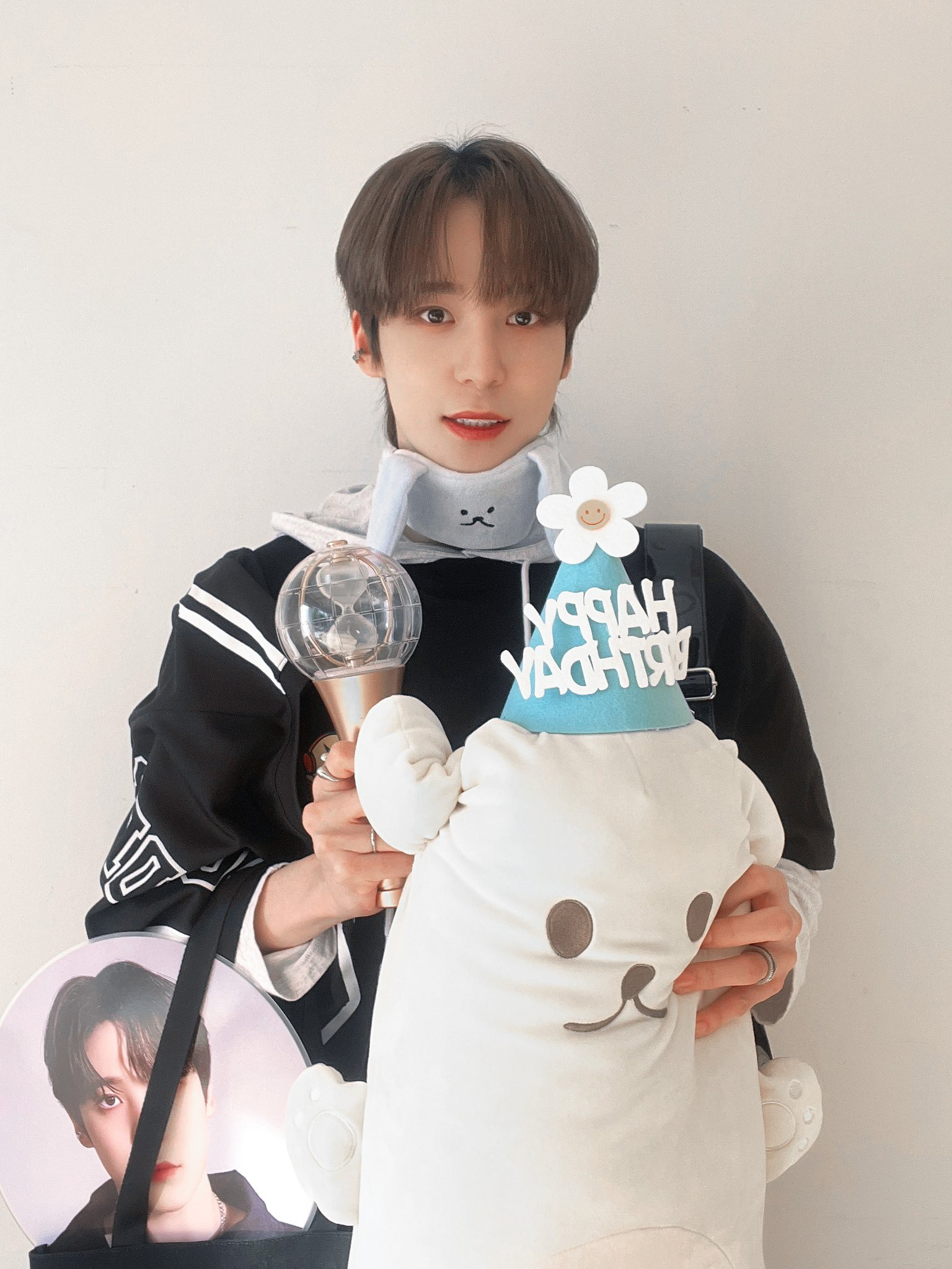 Latest photo of Yunho (ATEEZ)