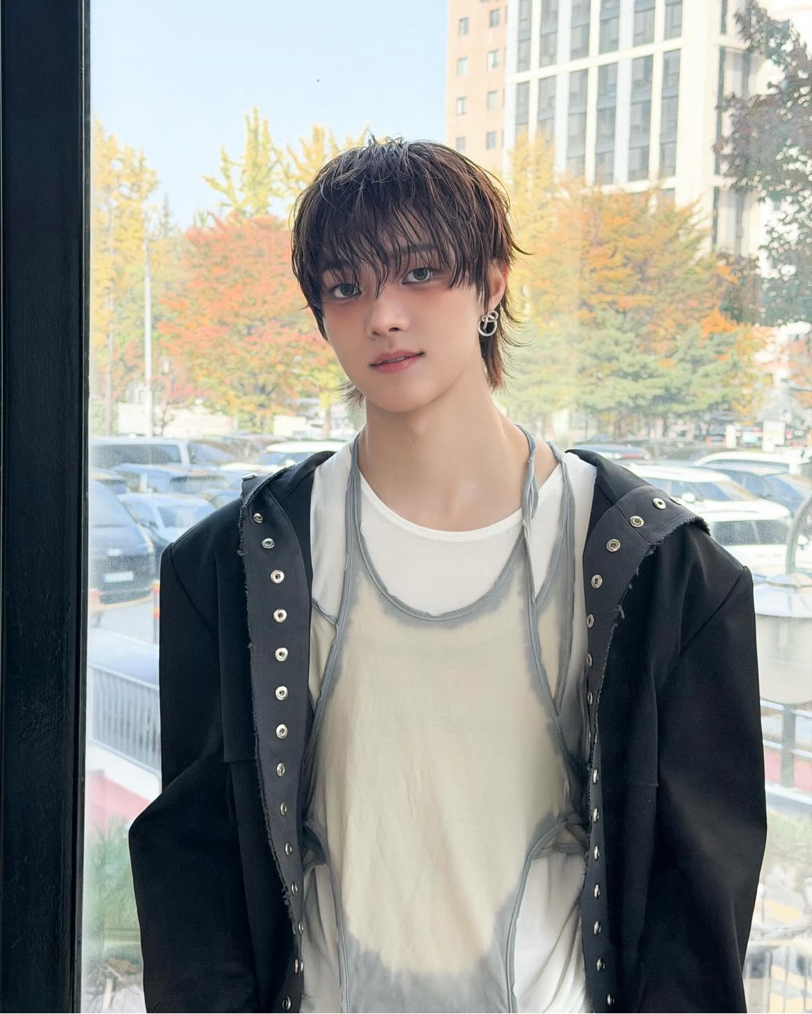 Latest photo of EJ (&TEAM)