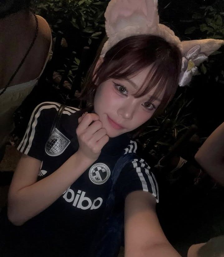 Behind-the-scenes cut of Sihyeon (CSR)