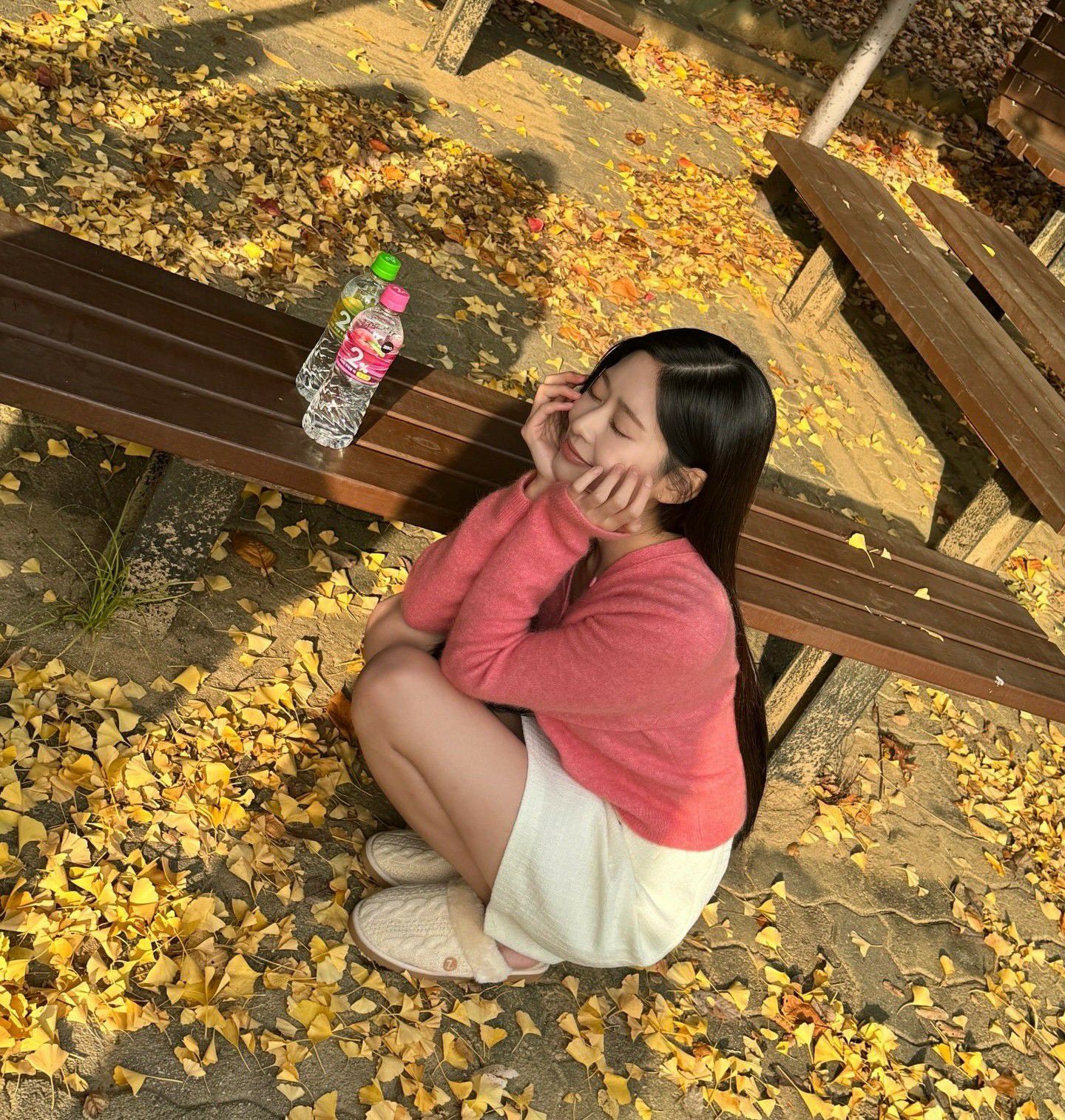 A moment captured by Kim Minju's fan