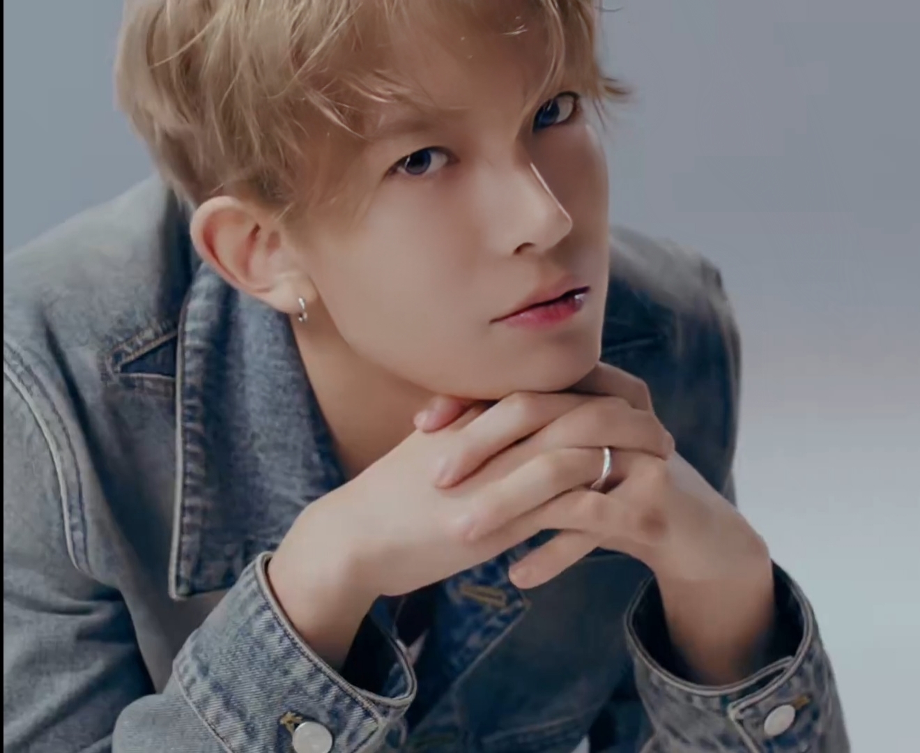 Foto aktivitas terbaru Heeseung (ENHYPEN)