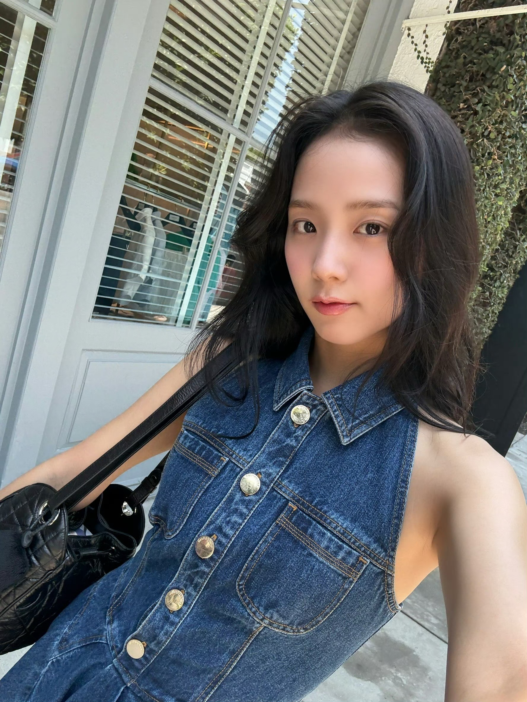 Latest photo of Jisoo (BLACKPINK)