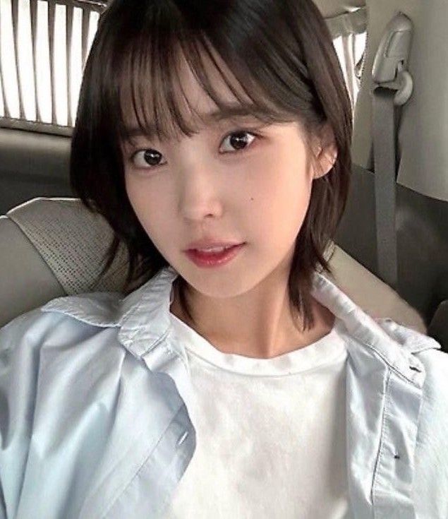 Latest photo of IU