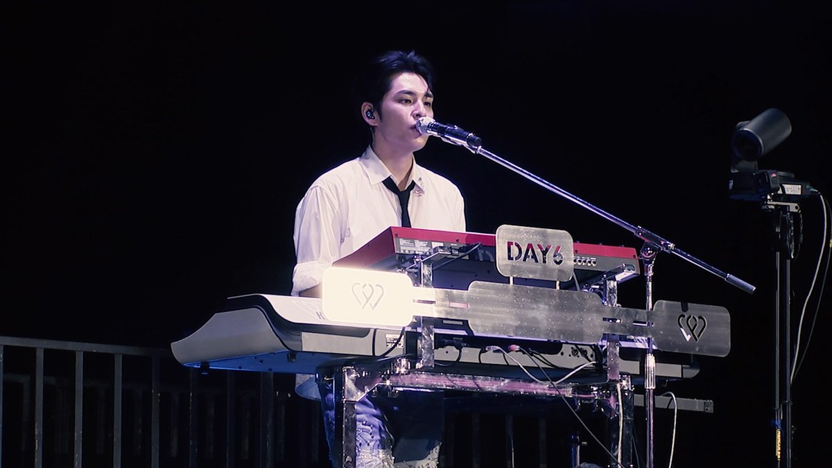 Behind-the-scenes cut of DAY6