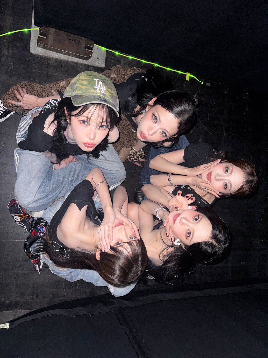 Recent activity shot of fromis (9)