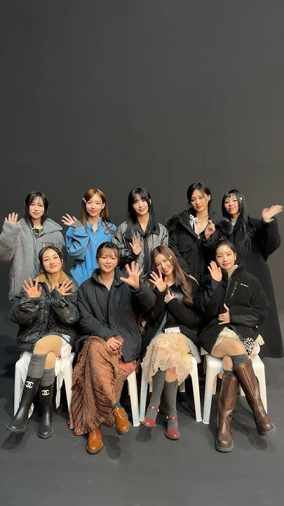 모모 (TWICE)의 비하인드 컷