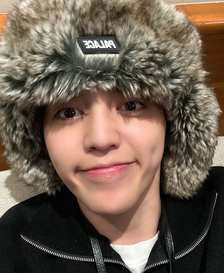 Recent activity shot of S.Coups (SEVENTEEN)