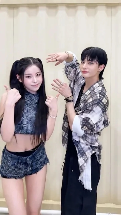 The most beloved wallpaper among Hyunjin (Stray Kids)'s fans