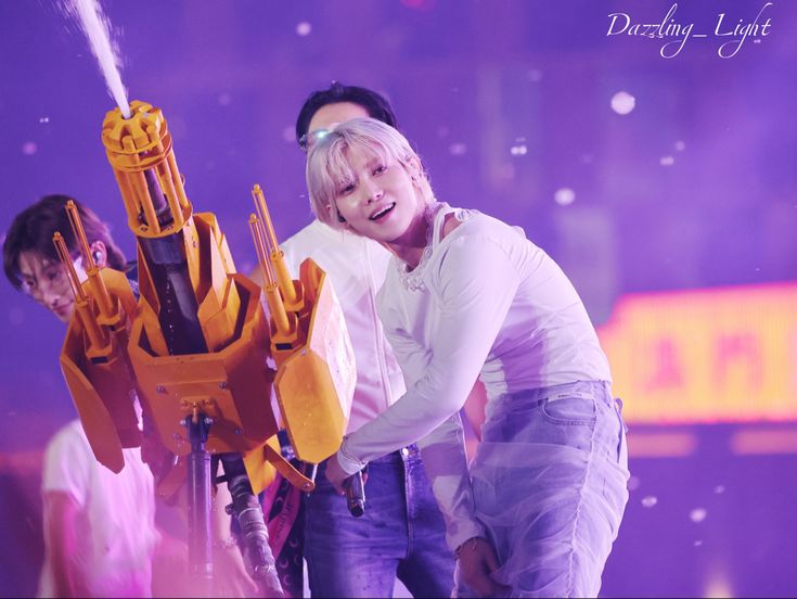 에이티즈의 비하인드 컷