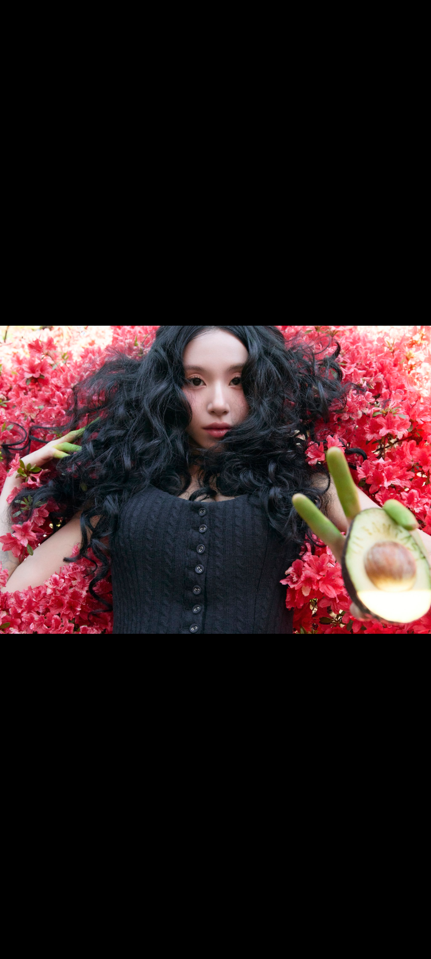 Today's most popular wallpaper in the Chaeyoung (TWICE) community