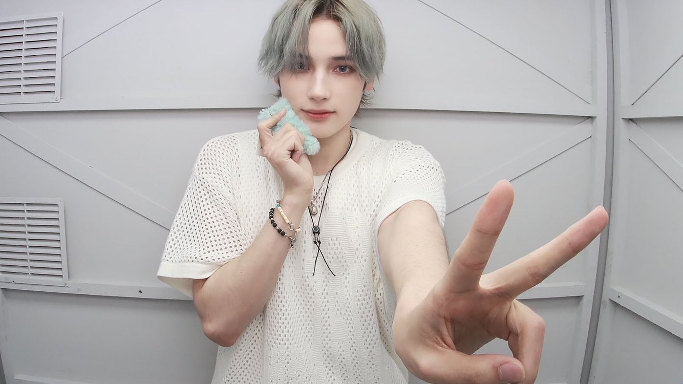 Behind-the-scenes cut of HueningKai (TOMORROW X TOGETHER)