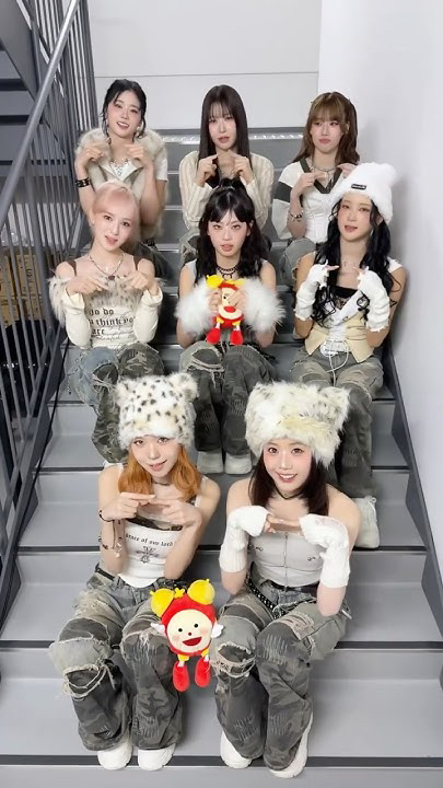 Behind-the-scenes cut of Kasahara Momona (ME:I)