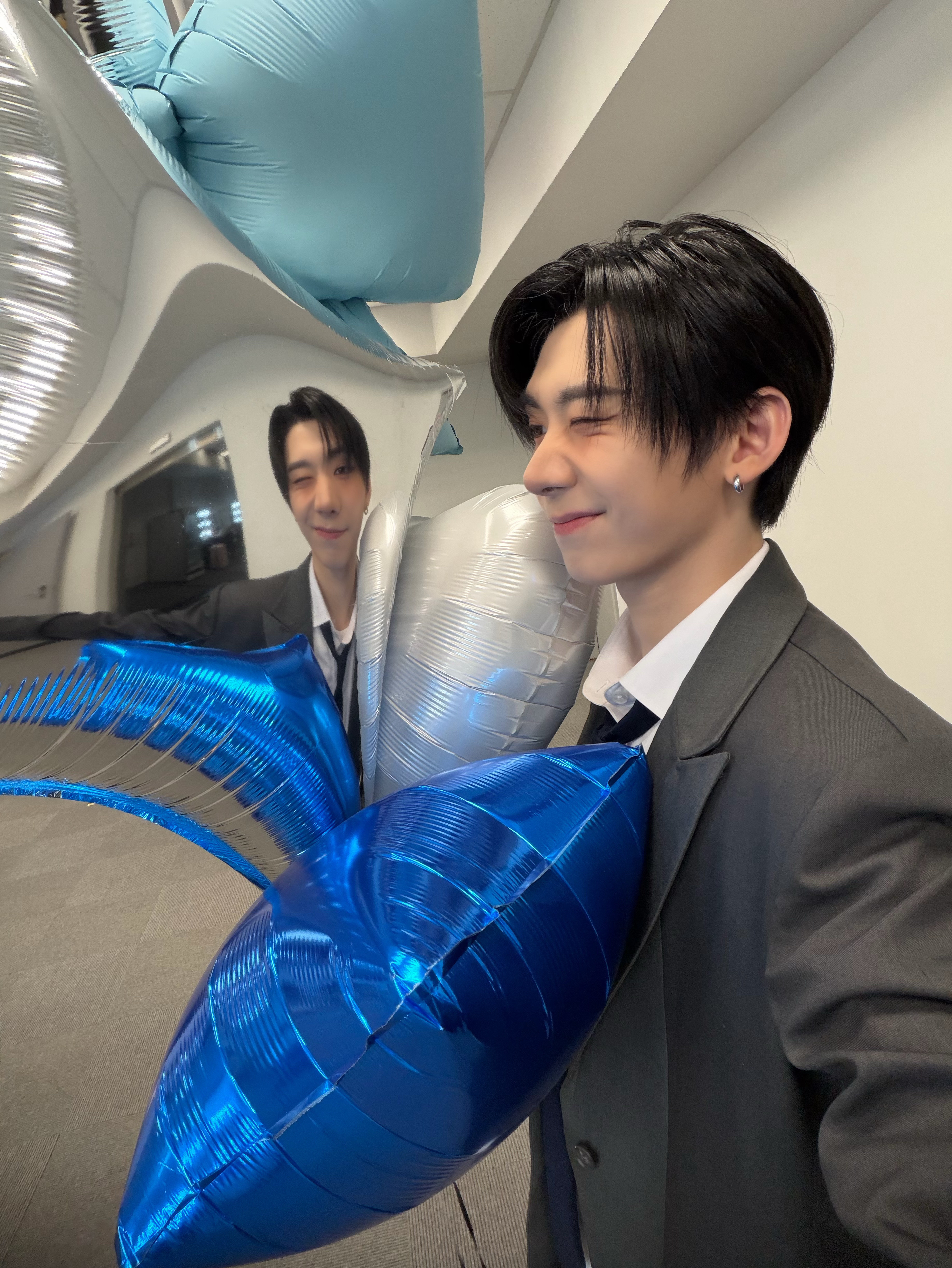 Behind-the-scenes cut of Park Han (AHOF)