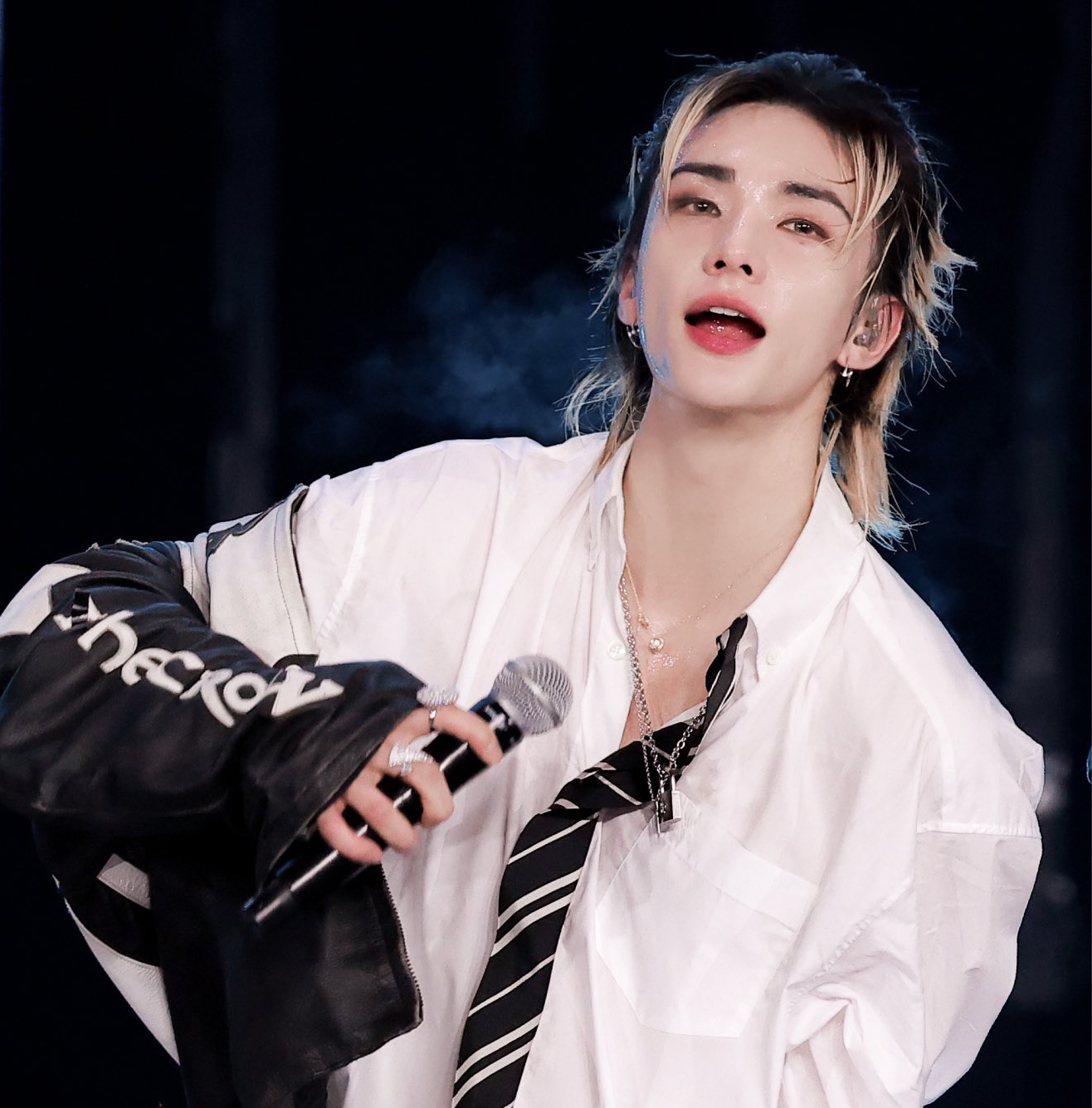 Behind-the-scenes cut of Hyunjin (Stray Kids)