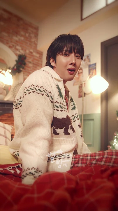 Behind-the-scenes cut of Hui (PENTAGON)