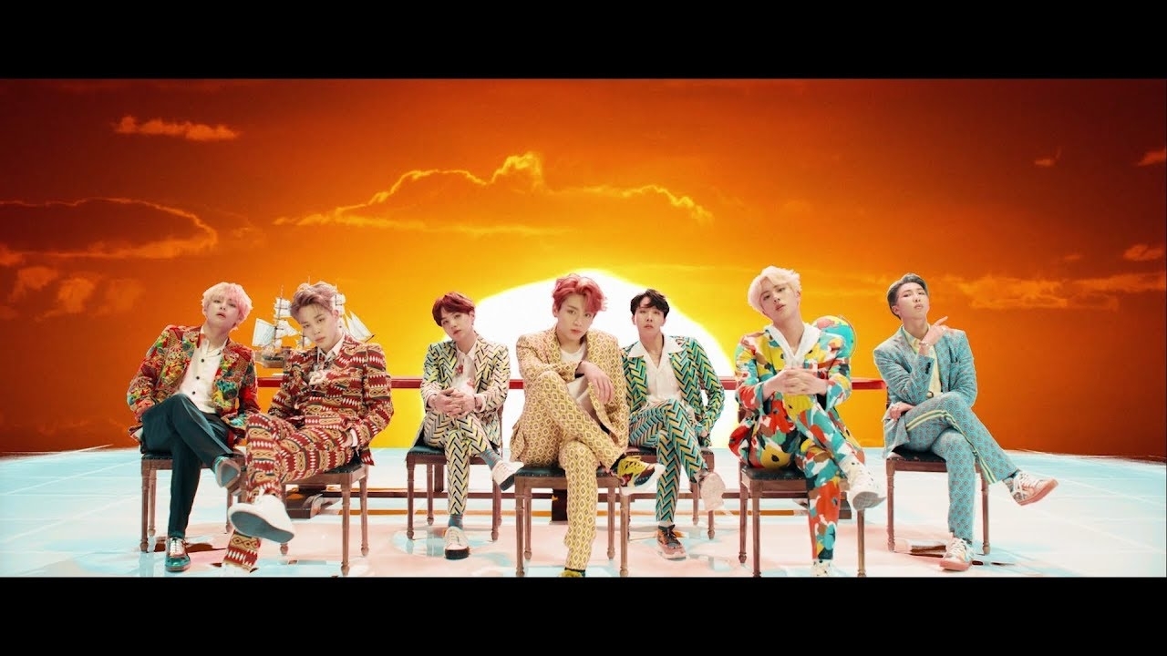 Behind-the-scenes cut of BTS