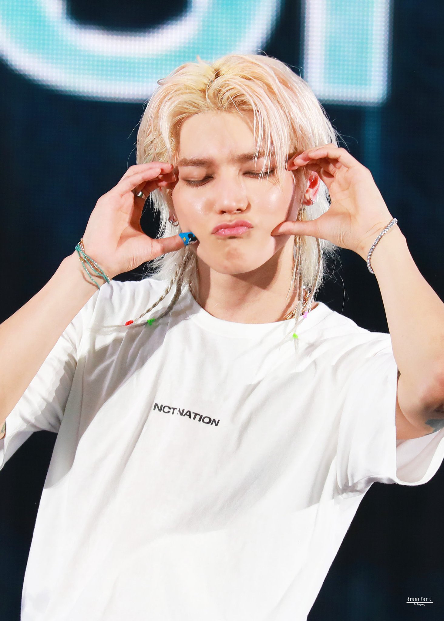 A moment captured by Taeyong (NCT 127)'s fan
