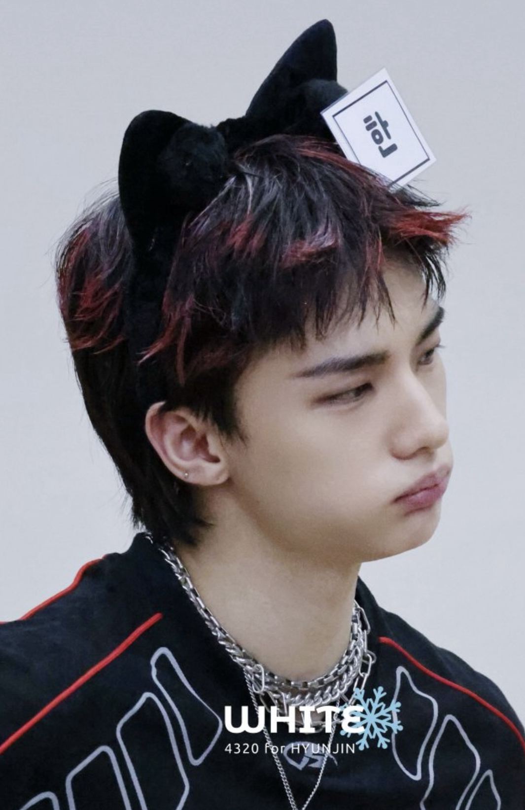 Latest photo of Hyunjin (Stray Kids)
