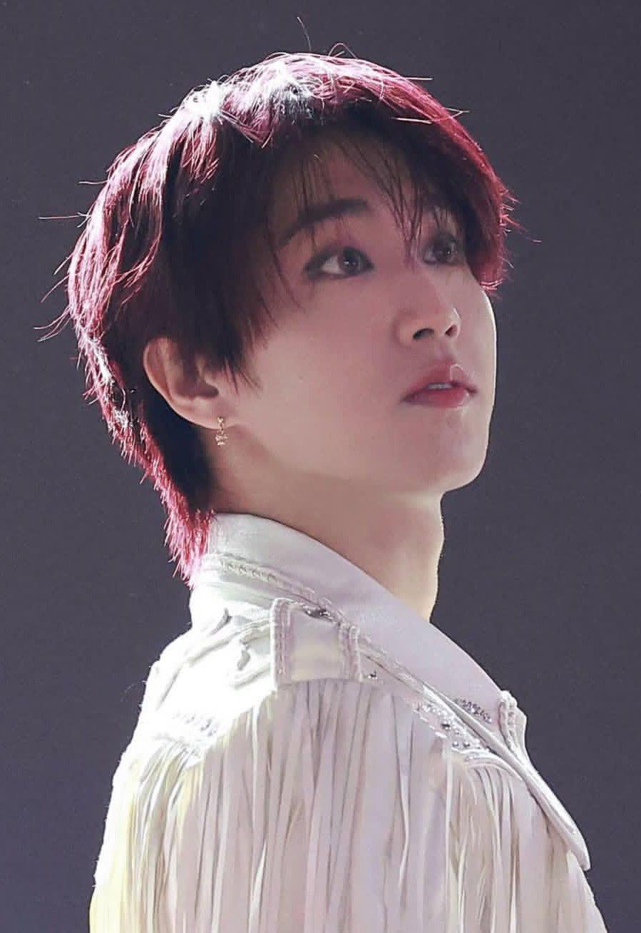 Behind-the-scenes cut of HAN (Stray Kids)