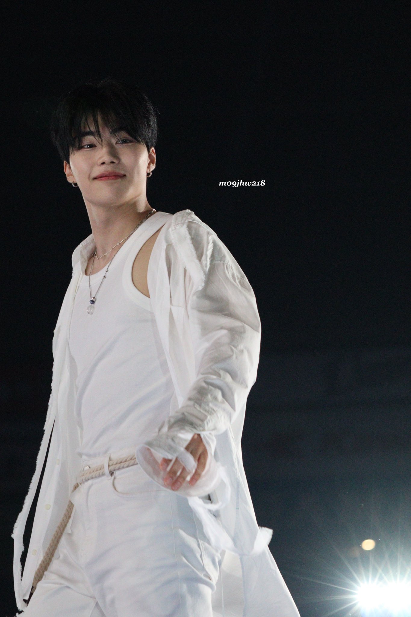 A moment captured by Park Gunwook (ZEROBASEONE)'s fan