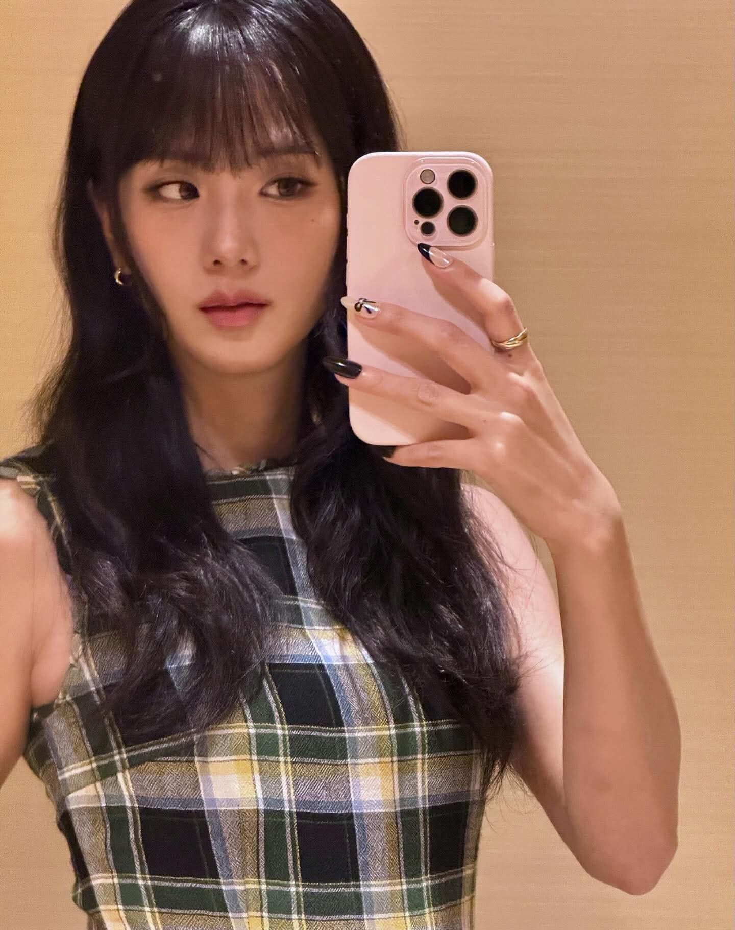 지수 (BLACKPINK)의 최신 사진