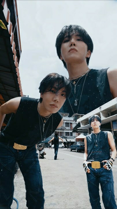 Today's most popular wallpaper in the BTS community