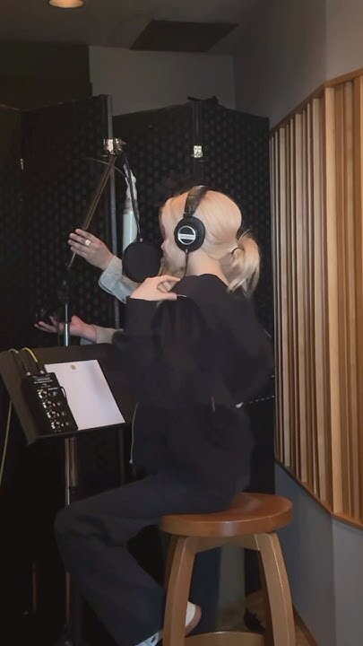 Today's most popular wallpaper in the BLACKPINK community