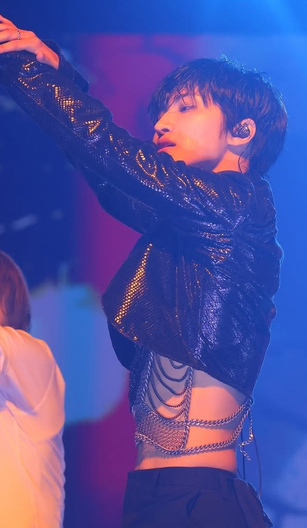 A heartfelt wallpaper shared by Seonghwa (ATEEZ)'s fans