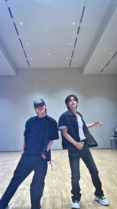 Recent activity shot of Dino (SEVENTEEN)