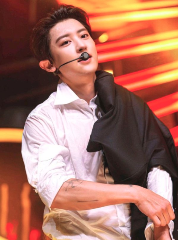 찬열 (EXO) 최근 활동샷