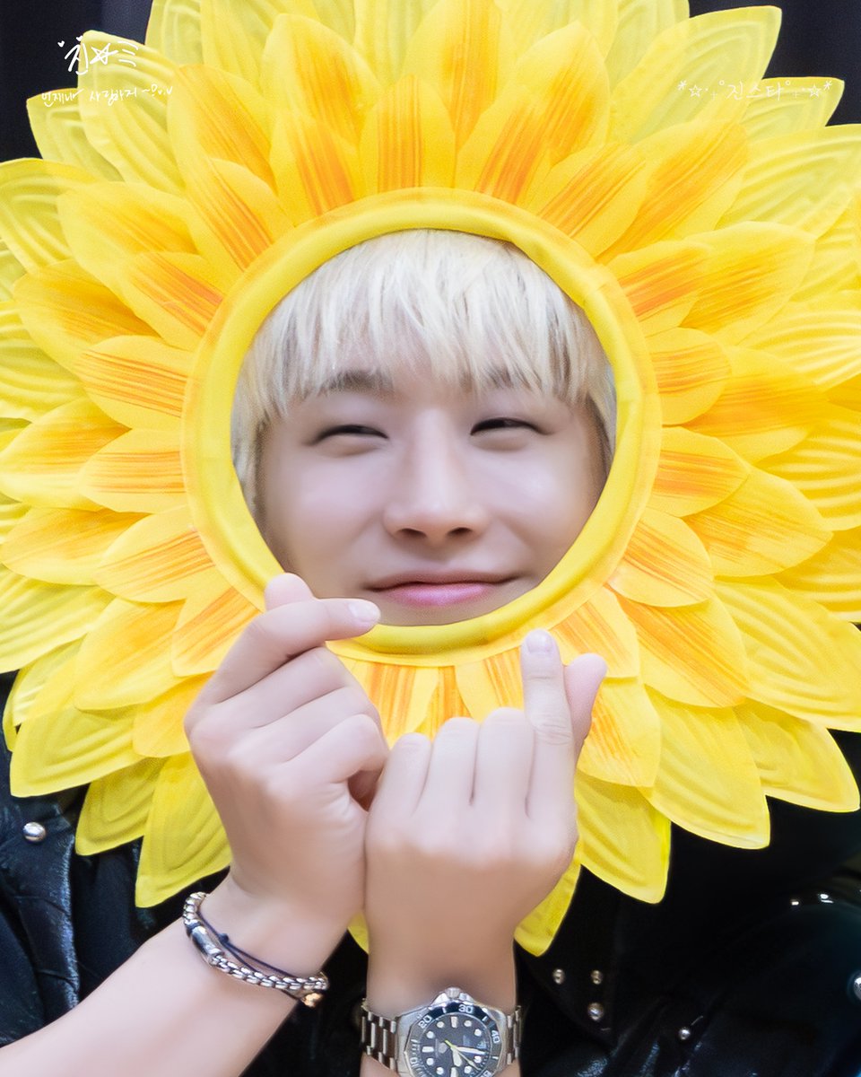 Latest photo of Jinjin (ASTRO)